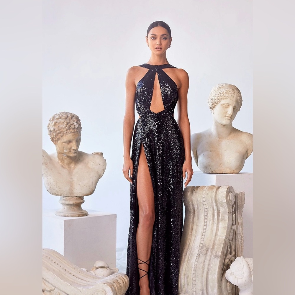 ALAMOUR Vittoria Sequin Gown- Black - W/ Slit Black Tie Open Back XXS